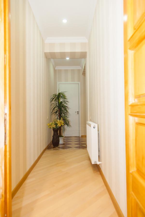 Holiday Rooms Tbilisi ภายนอก รูปภาพ